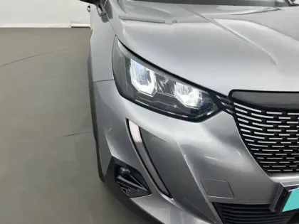 Photo 15 Peugeot 2008  BlueHDi 130 S&S EAT8