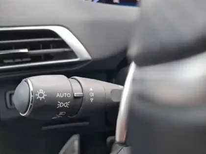 Photo 27 Peugeot 3008  BlueHDi 130ch S&S EAT8