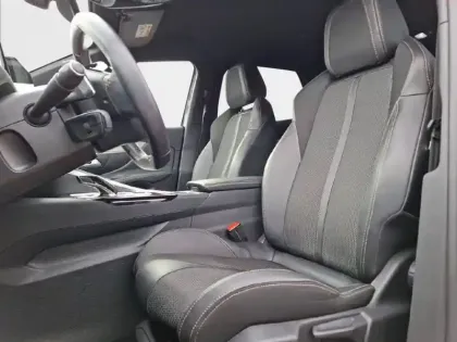 Photo 10 Peugeot 3008  BlueHDi 130ch S&S EAT8