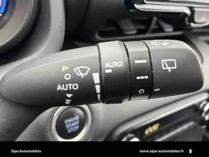 Photo 17 Toyota Yaris  120 VVT-i