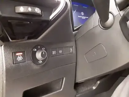 Photo 23 DS DS 7 DS7 Crossback Hybride E-Tense 225 EAT8