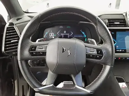 Photo 8 DS DS 7 DS7 Crossback Hybride E-Tense 225 EAT8