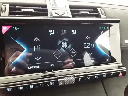 Photo 20 DS DS 7 DS7 Crossback Hybride E-Tense 225 EAT8