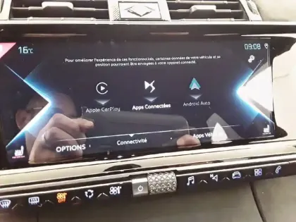 Photo 19 DS DS 7 DS7 Crossback Hybride E-Tense 225 EAT8