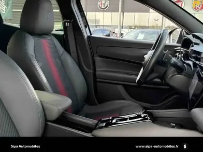 Photo 36 Alfa Romeo Junior  1.2 Ibrida 136 ch eDCT6