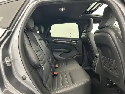 Photo 15 Renault Arkana  E-Tech hybride 145 - 22