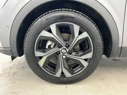 Photo 18 Renault Arkana  E-Tech hybride 145 - 22