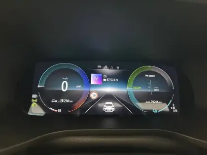 Photo 16 Renault Arkana  E-Tech hybride 145 - 22