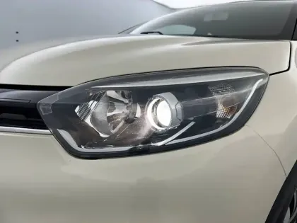 Photo 20 Renault Captur  dCi 90 Energy