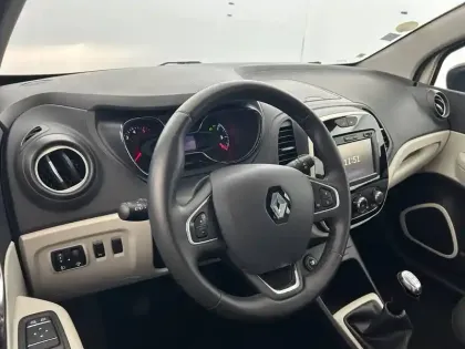 Photo 9 Renault Captur  dCi 90 Energy