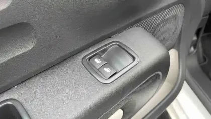 Photo 13 Citroën C3  PureTech 83 S&S BVM5