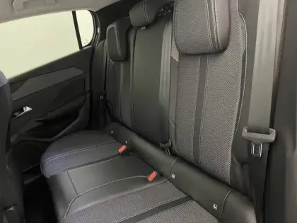 Photo 14 Peugeot 308  BlueHDi 130ch S&S EAT8