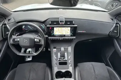 Photo 41 DS DS 7 DS7 Crossback Hybride E-Tense 300 EAT8 4x4