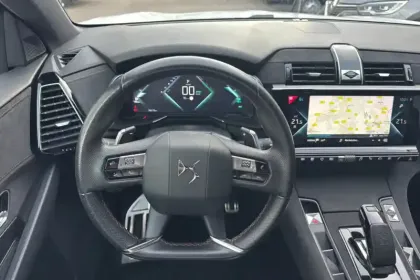 Photo 40 DS DS 7 DS7 Crossback Hybride E-Tense 300 EAT8 4x4