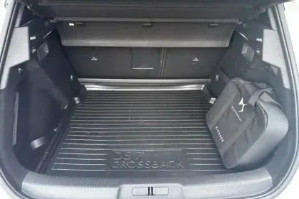 Photo 88 DS DS 7 DS7 Crossback Hybride E-Tense 300 EAT8 4x4