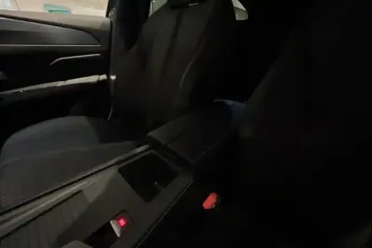 Photo 22 Peugeot 308  SW Hybrid 145 e-DCS6