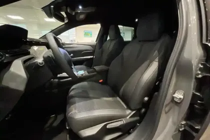 Photo 8 Peugeot 308  SW Hybrid 145 e-DCS6