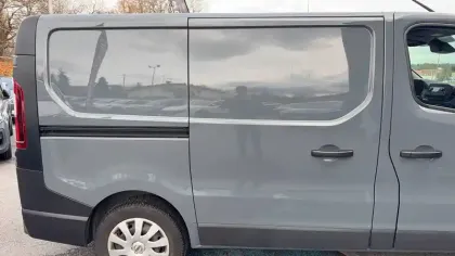 Photo 26 Nissan Primastar  FOURGON L1H1 2T8 2.0 DCI 130 S/S BVM