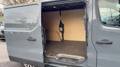 Photo 28 Nissan Primastar  FOURGON L1H1 2T8 2.0 DCI 130 S/S BVM