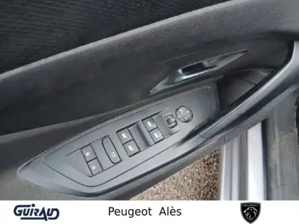 Photo 11 Peugeot 308  BlueHDi 130ch S&S EAT8