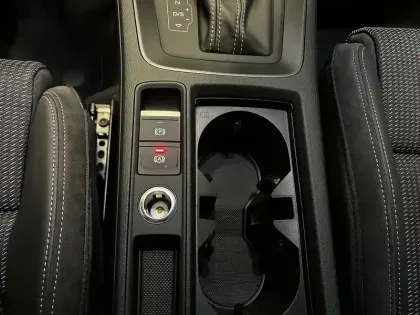 Photo 25 Audi Q3  45 TFSIe 245 ch S tronic 6