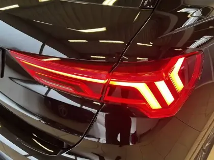 Photo 16 Audi Q3  45 TFSIe 245 ch S tronic 6