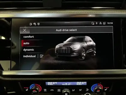 Photo 23 Audi Q3  45 TFSIe 245 ch S tronic 6