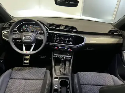 Photo 6 Audi Q3  45 TFSIe 245 ch S tronic 6