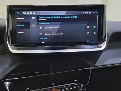 Photo 51 Peugeot 208  Hybrid 110 e-DCS6