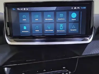 Photo 54 Peugeot 208  Hybrid 110 e-DCS6