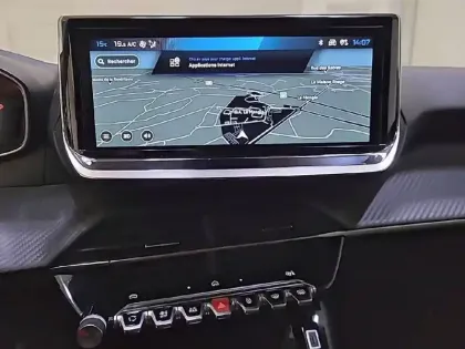 Photo 49 Peugeot 208  Hybrid 110 e-DCS6