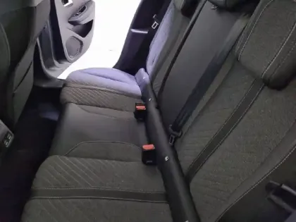 Photo 11 Peugeot 208  Hybrid 110 e-DCS6