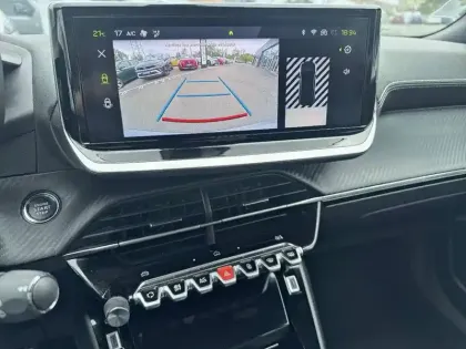 Photo 10 Peugeot 2008  Hybrid 145 e-DCS6