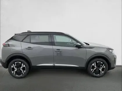 Photo 24 Peugeot 2008  Hybrid 145 e-DCS6