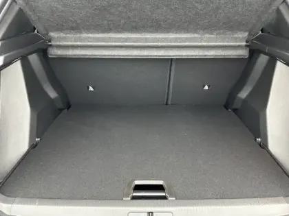 Photo 26 Peugeot 2008  Hybrid 145 e-DCS6