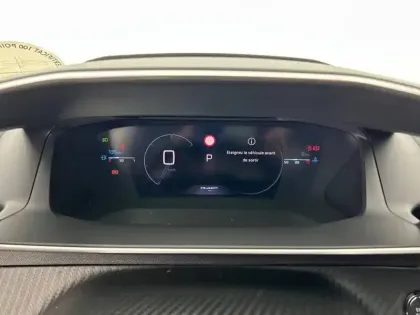 Photo 30 Peugeot 2008  Hybrid 145 e-DCS6