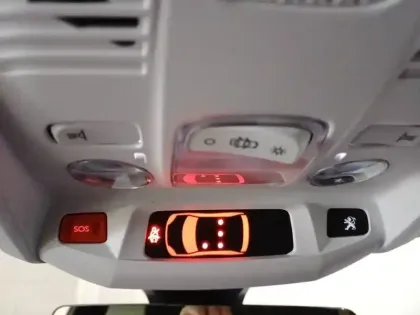 Photo 25 Peugeot 3008  Hybrid 225 e-EAT8