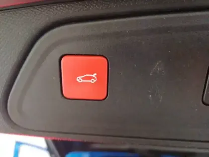 Photo 67 Peugeot 3008  Hybrid 225 e-EAT8