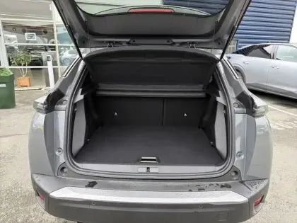 Photo 5 Peugeot 2008  Hybrid 145 e-DCS6