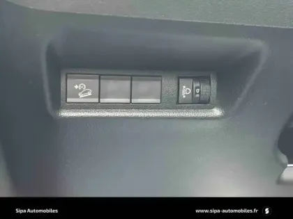 Photo 87 Jeep Avenger  1.2 Turbo T3 100 ch