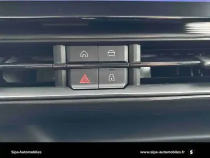 Photo 23 Jeep Avenger  1.2 Turbo T3 100 ch