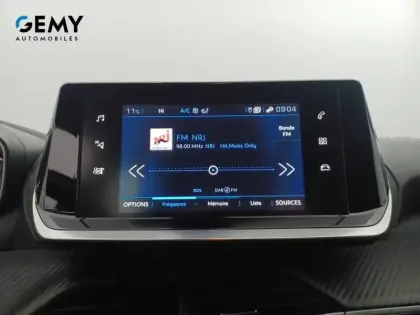 Photo 13 Peugeot 2008  PureTech 130 S&S BVM6