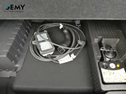 Photo 27 Renault Captur  E-Tech hybride rechargeable 160