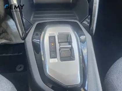 Photo 18 Peugeot 208  Hybrid 110 e-DCS6