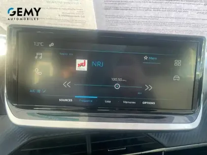 Photo 15 Peugeot 208  Hybrid 110 e-DCS6