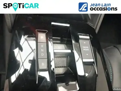 Photo 13 Citroën C4 e- 136 ch Automatique