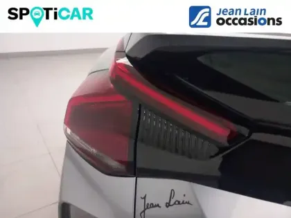 Photo 16 Citroën C4 e- 136 ch Automatique