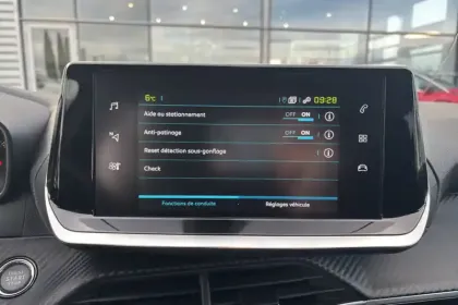 Photo 22 Peugeot 208  Electrique 50 kWh 136ch