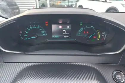 Photo 18 Peugeot 208  Electrique 50 kWh 136ch