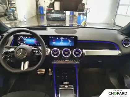 Photo 11 Mercedes GLB  200 d 8G-DCT